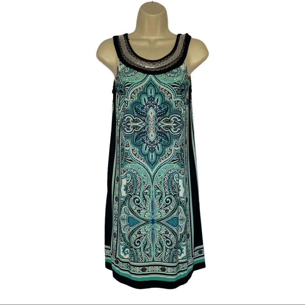 Established 1962 Women’s blue patterned dress Size 4 Petite
